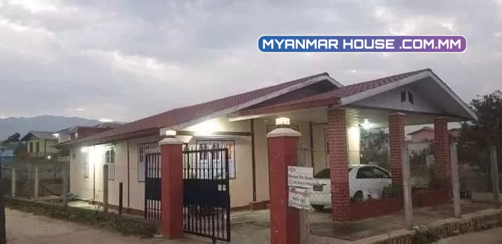လုံးချင်းတိုက်နှင့်ခြံရောင်းပါမယ်  Please Admin အရောင်း တင်ခွင့်ပြုပါရှင့်  မိုင်းလီရပ်ကွက် ၊ ညောင်ရွှေမြို့တွင်း/ ခြံအကျယ် ( ပေ ၄၀ x ပေ ၆၀)  ရောင်းဈေး ၆၃၀ သိန်